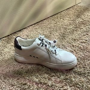 Kate Spade sneakers: size 6